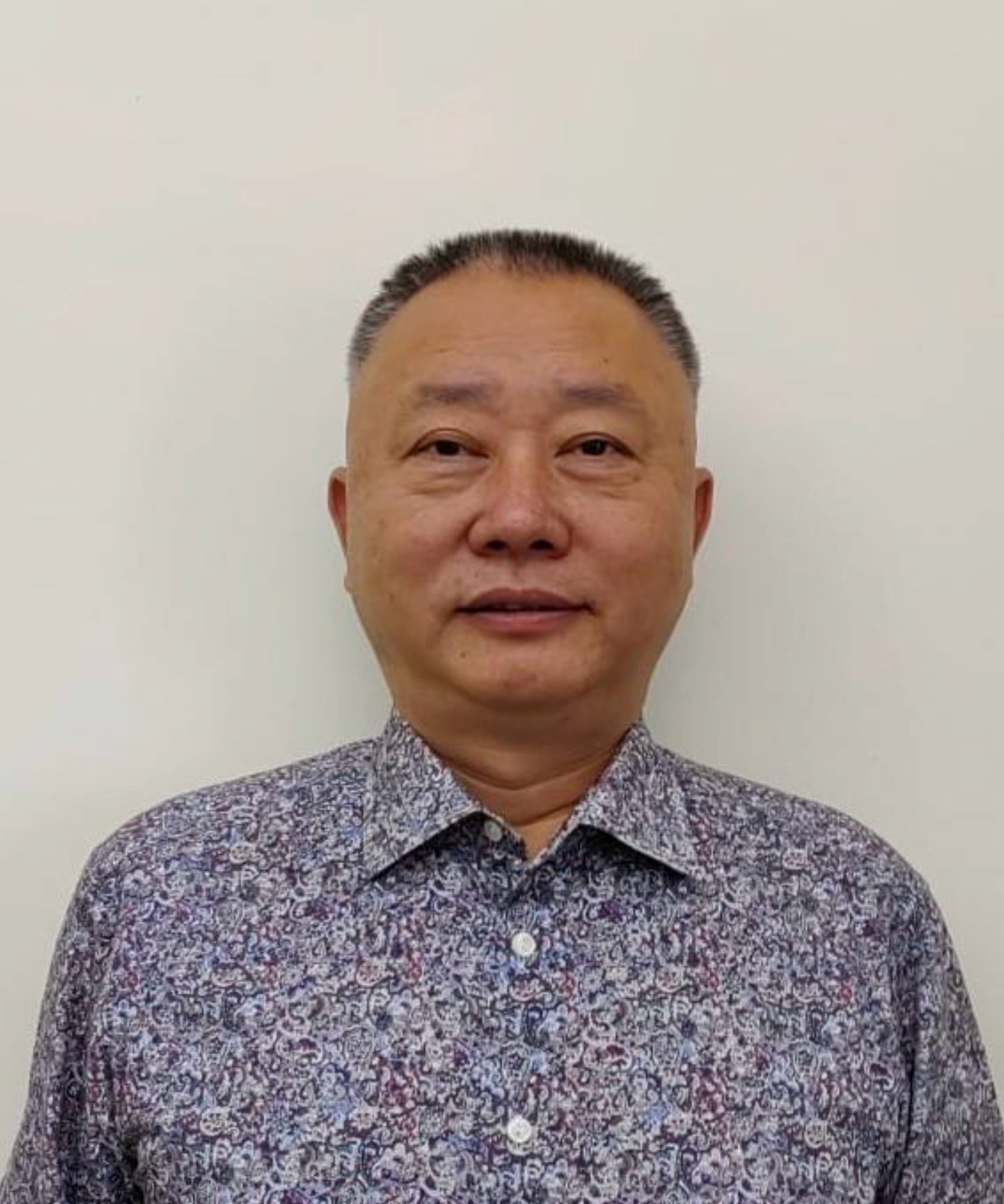 万文辉